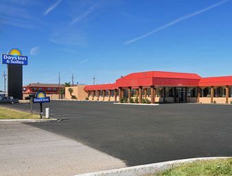 Days Inn & Suites Clovis NM