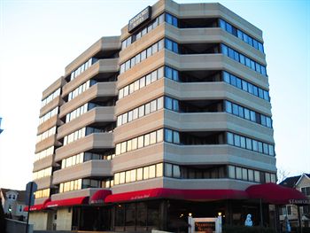 Stamford Suites