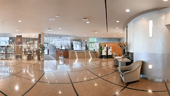 Empire Landmark Hotel