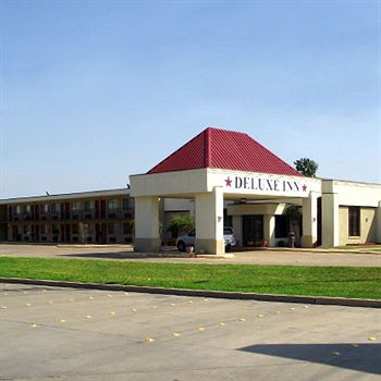 Stephenville Deluxe Inn