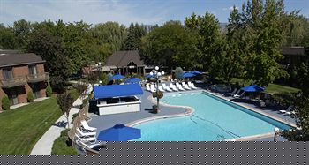 The Riverside Hotel