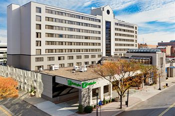 Holiday Inn Bridgeport-Trumbull-Fairfield