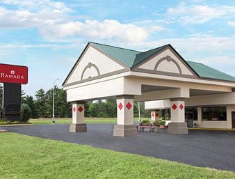 Ramada Grayling Hotel and Conference Center