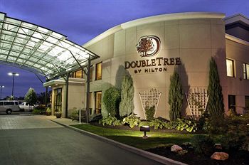 DoubleTree by Hilton Hotel Buffalo – Amherst