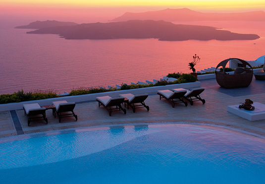 Luxury Santorini holiday , Lilium Villas, Fira – save 30%