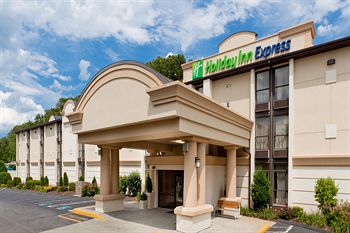 Holiday Inn Express Southington