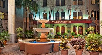 Wyndham Riverfront New Orleans