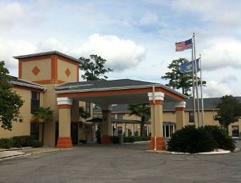 Days Inn & Suites Kinder