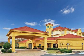 La Quinta Inn and Suites Shreveport Airport