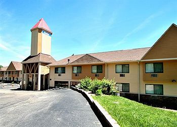 Rodeway Inn & Suites WI Madison-Northeast