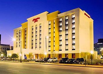 Hampton Inn Louisville Downtown