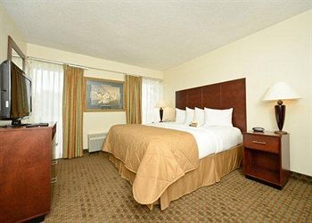 Quality Inn & Suites Near Fort Sam Houston