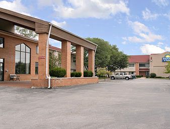 Days Inn and Suites Indianapolis, Castleton