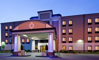 Holiday Inn Express Fargo-West Acres