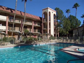 DoubleTree Suites by Hilton Tucson Airport
