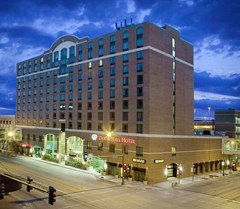 DoubleTree by Hilton Hotel Rochester – Mayo Clinic Area