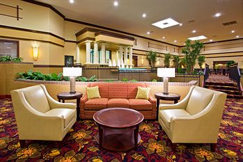 Holiday Inn Hotel & Suites Cincinnati – Eastgate