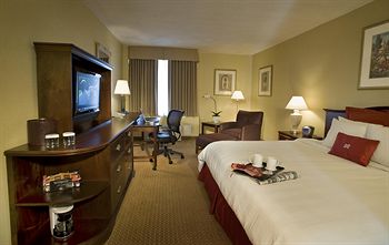 Crowne Plaza Washington National Airport