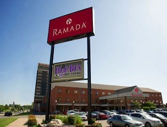 Ramada Topeka Downtown Hotel and Convention Center
