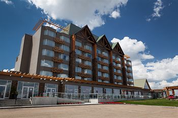 Edmonton Hotel & Convention Center
