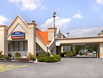 Red Roof Inn & Suites Newark – University