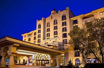 Embassy Suites Indianapolis North