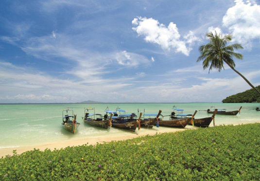 Thailand triple-centre , Bangkok, Phuket & Koh Phi Phi – save 32%