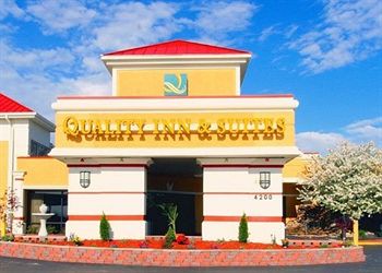 Quality Inn & Suites Kansas City East Independence MO