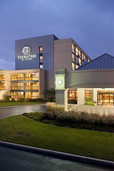 DoubleTree by Hilton Chicago – Arlington Heights