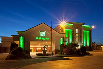 Holiday Inn Plaza – Visalia