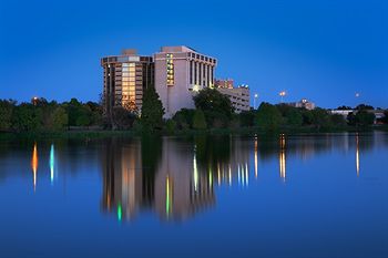 Holiday Inn Austin -Town Lake