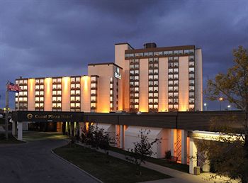 Coast Plaza Hotel & Conference Centre