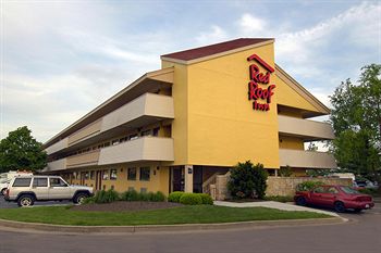 Red Roof Inn Cincinnati – Sharonville