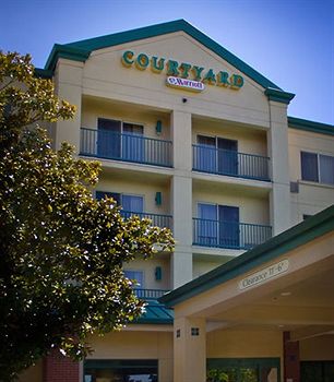 Courtyard by Marriott Portland Tigard